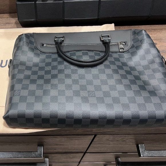 Louis Vuitton Business Bag - Picture 1 of 4